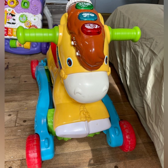 baby walkers - Picture 3 of 3